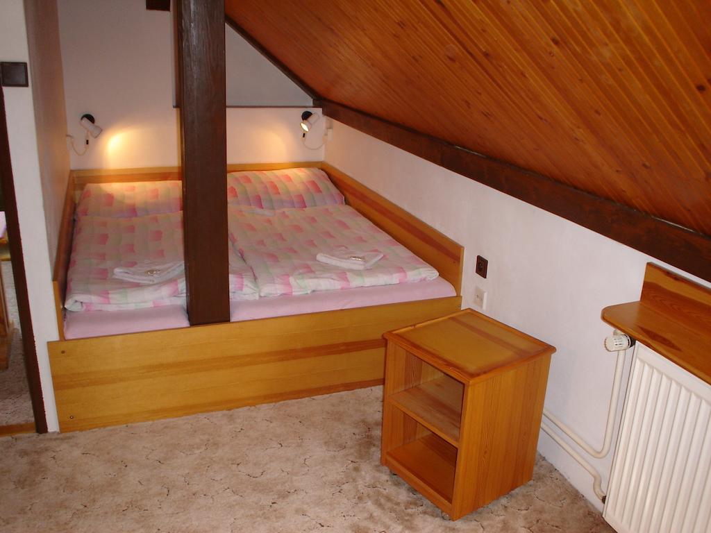 Hotel Ubytovani V Ceskem Raji Holín Zimmer foto
